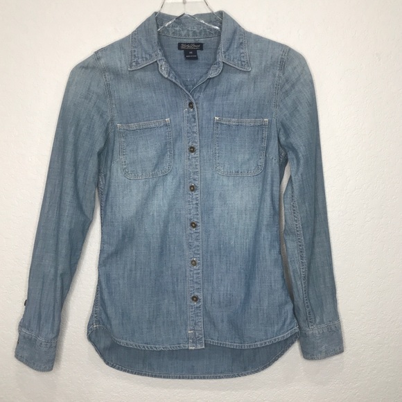 Lucky Brand Tops - Lucky Brand Chambray Shirt Button Live in Love XS